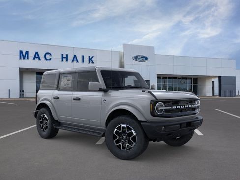 New 2026 Ford Bronco Outer Banks AWD/4WD image 25