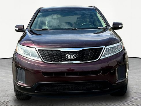 Used 2015 Kia Sorento LX FWD image 2