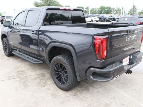 Used 2024 GMC Sierra 1500 AT4 w/ Technology Package AWD/4WD image 5