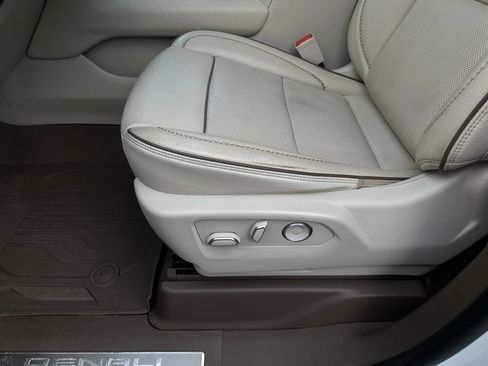 Used 2021 GMC Yukon Denali image 14