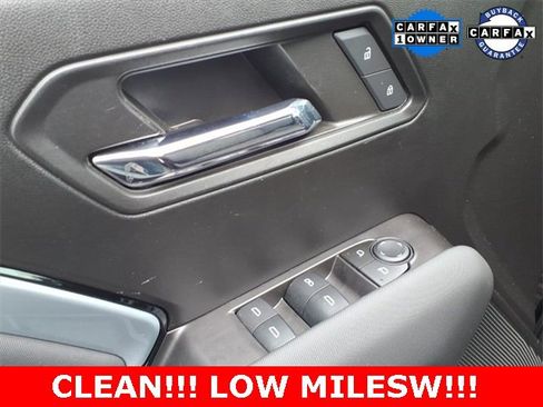 Used 2024 Chevrolet Colorado Z71 w/ Z71 Convenience Package 2 image 11