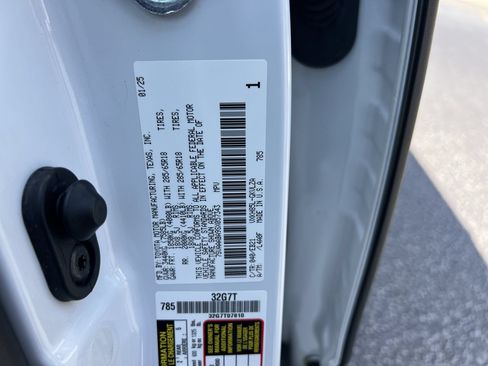 Used 2025 Toyota Sequoia TRD Pro AWD/4WD image 37