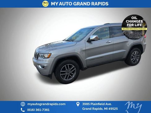 Used 2019 Jeep Grand Cherokee Limited image 3