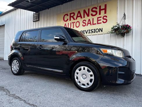 Used 2012 Scion xB image 2