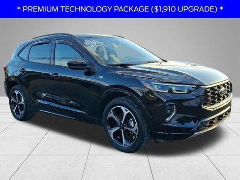 Certified 2023 Ford Escape ST-Line Elite w/ Premium Technology Package image 3
