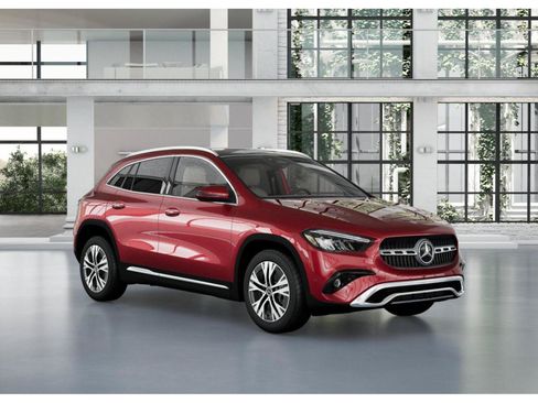 Used 2026 Mercedes-Benz GLA 250 4MATIC image 11