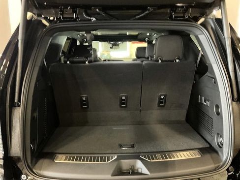 New 2026 Chevrolet Tahoe High Country AWD/4WD image 15