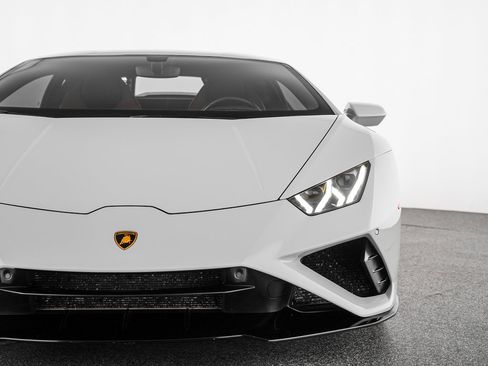 Used 2021 Lamborghini Huracan EVO RWD image 44