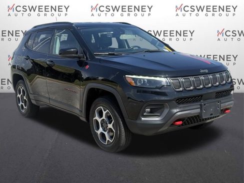 Used 2022 Jeep Compass Trailhawk w/ Trailhawk Elite Group AWD/4WD image 7