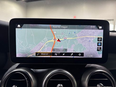 Used 2020 Mercedes-Benz GLC 300 4MATIC image 66