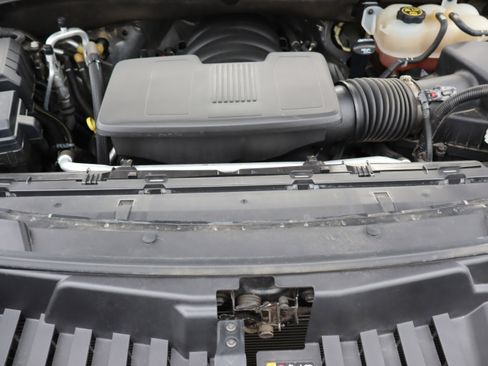 Certified 2023 Chevrolet Suburban Z71 w/ Luxury Package image 45