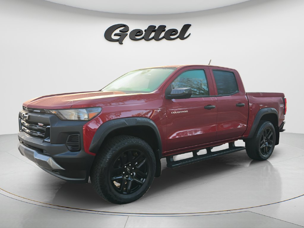 Used 2025 Chevrolet Colorado Trail Boss AWD/4WD image 1