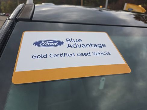 Certified 2022 Ford Explorer XLT w/ Equipment Group 202A image 45