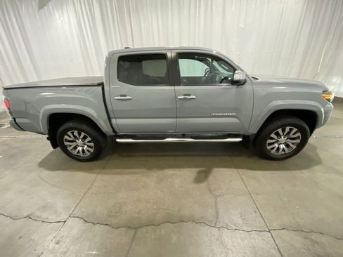 Certified 2020 Toyota Tacoma Limited image 3