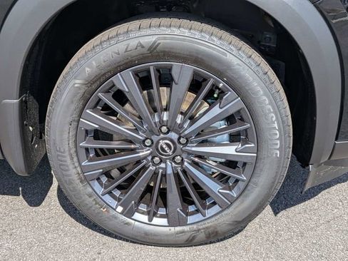 New 2026 Nissan Pathfinder SL image 11