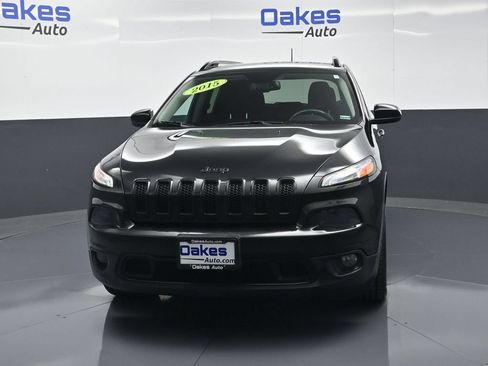 Used 2015 Jeep Cherokee Latitude w/ Comfort/Convenience Group FWD image 3