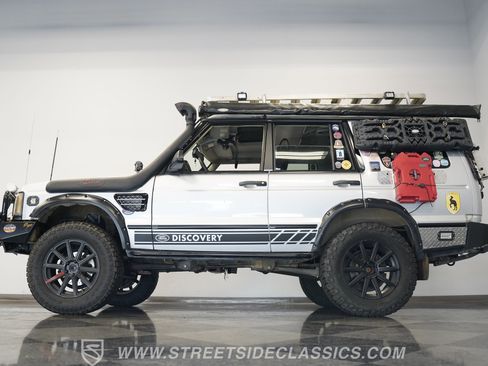 Used 2003 Land Rover Discovery SE image 9