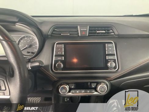 Used 2020 Nissan Versa SR w/ Convenience Package image 14