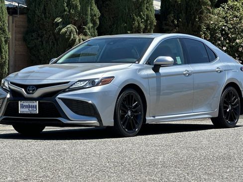 Used 2023 Toyota Camry XSE w/ Cold Weather Package FWD image 8