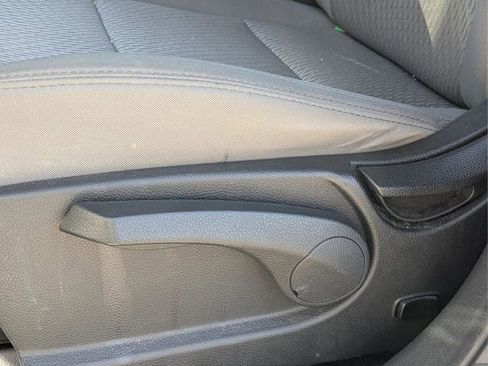 Used 2017 Hyundai Santa Fe Sport FWD image 17
