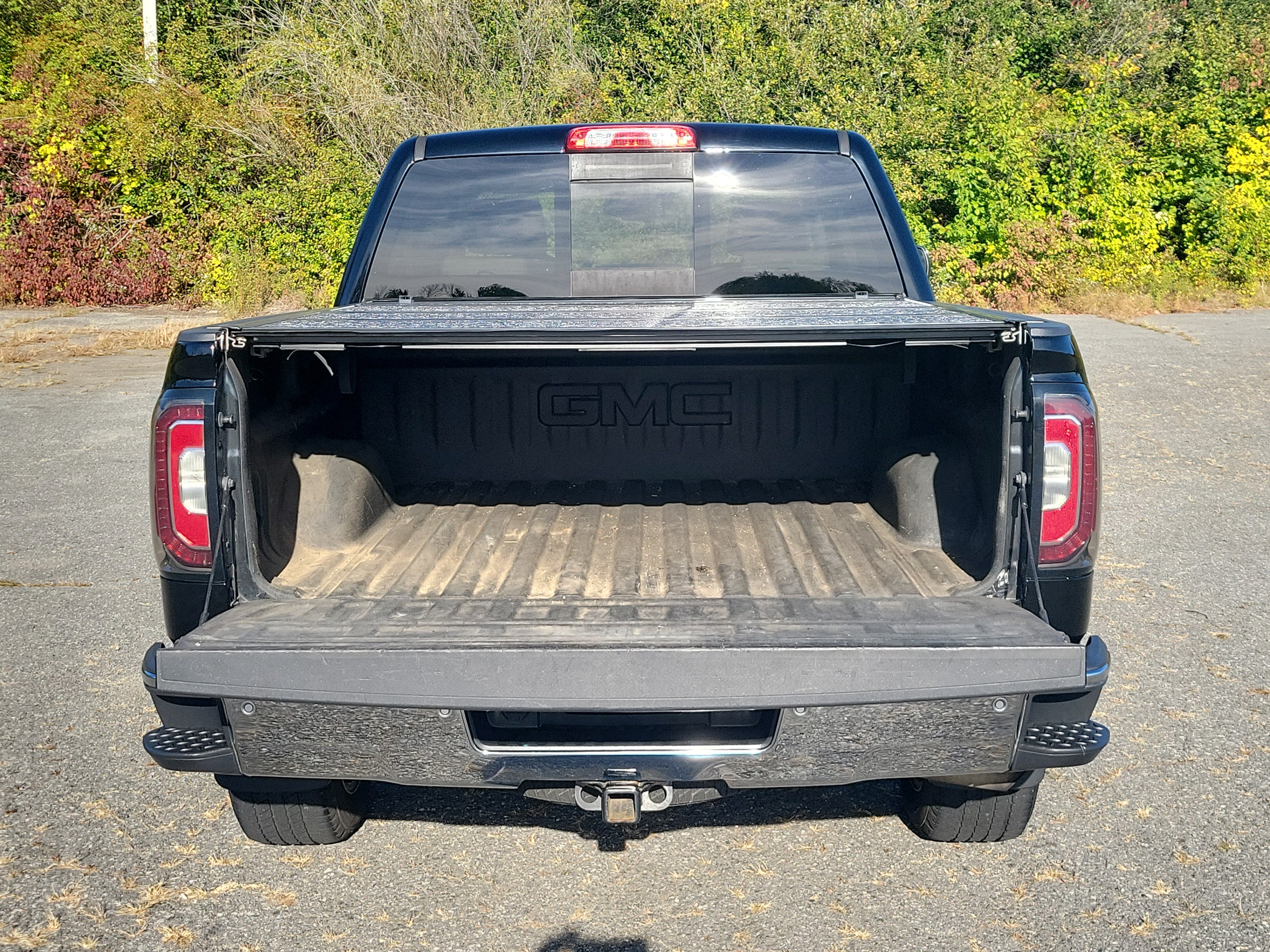 Used 2018 GMC Sierra 1500 SLT AWD/4WD image 17