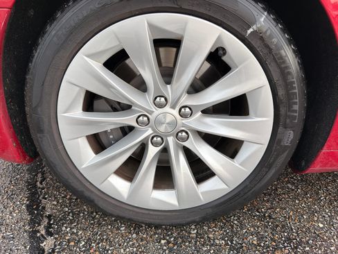 Used 2018 Tesla Model S 75D AWD/4WD image 30