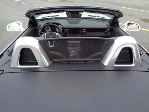 Used 2016 Mercedes-Benz SLK 300 image 36