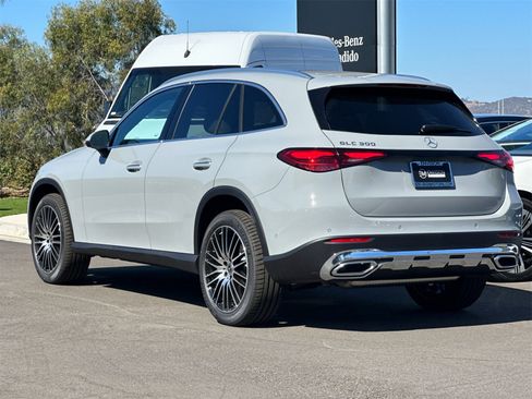 New 2026 Mercedes-Benz GLC 300 image 5