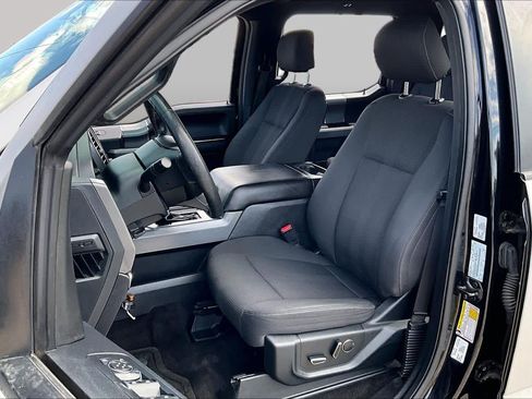 Used 2016 Ford F150 XLT w/ Equipment Group 302A Luxury RWD image 8