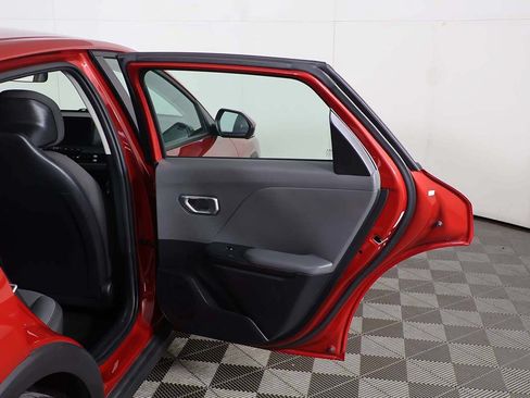 Used 2025 Kia K4 FWD image 19