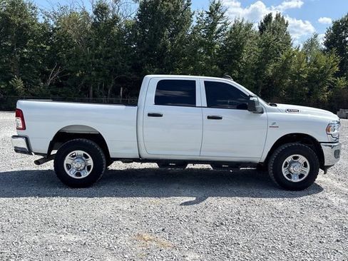 Used 2024 RAM 2500 Tradesman w/ Chrome Appearance Group AWD/4WD image 2