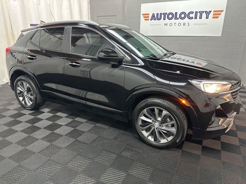 Used 2023 Buick Encore GX Select w/ Sport Touring Package image 3