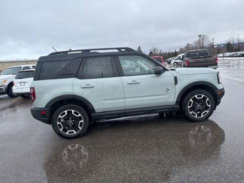 Used 2024 Ford Bronco Sport Outer Banks w/ Tech Package image 9