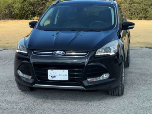 Used 2015 Ford Escape Titanium w/ Equipment Group 301A FWD image 3