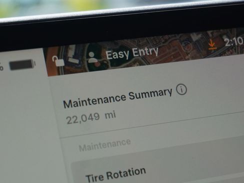 Used 2023 Tesla Model 3 Standard Range RWD image 29
