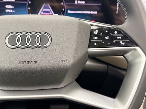 Used 2025 Audi Q5 Premium Plus w/ Premium Plus AWD/4WD image 12