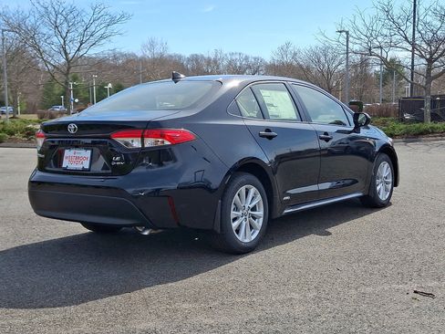 New 2026 Toyota Corolla LE image 4