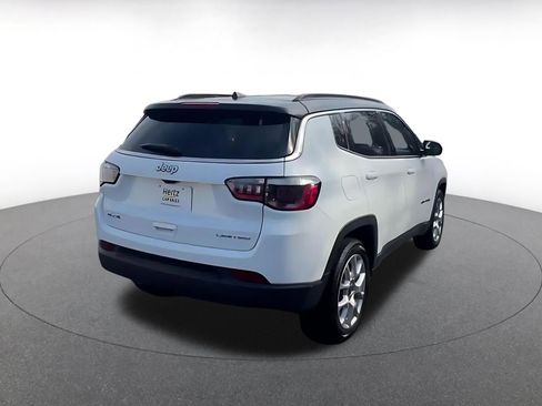 Used 2025 Jeep Compass Limited image 15