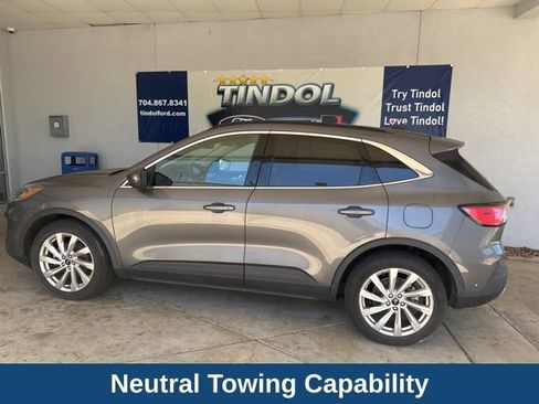 Used 2021 Ford Escape Titanium w/ Titanium Elite Package image 9