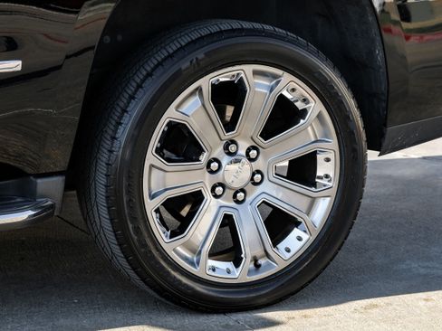 Used 2016 GMC Yukon Denali w/ Open Road Package image 60