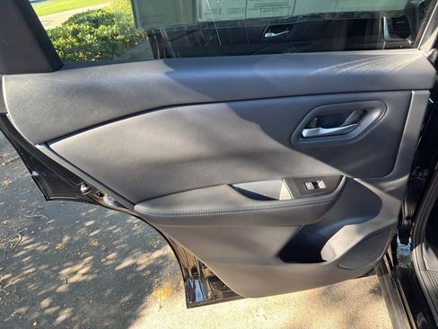 New 2026 Nissan Rogue SV image 29