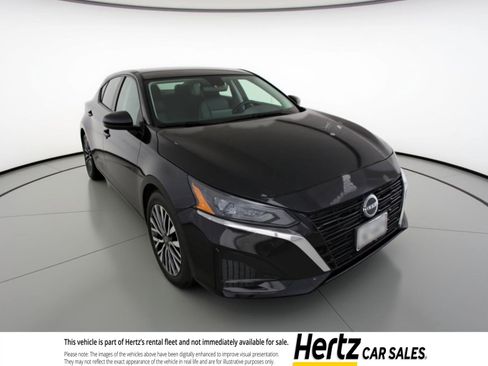 Used 2025 Nissan Altima 2.5 SV FWD image 1