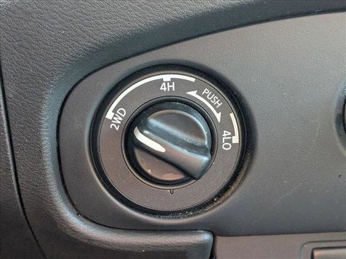 Used 2022 Nissan Frontier S image 14