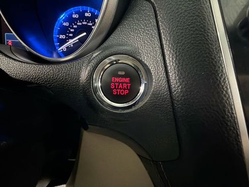 Used 2018 Subaru Outback 2.5i Limited image 16