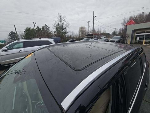 Used 2021 Toyota Highlander Platinum image 14