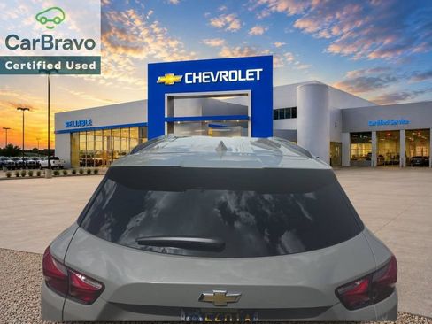 Used 2021 Chevrolet Blazer LT FWD image 6