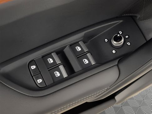 Used 2023 Audi Q5 2.0T Premium Plus w/ Premium Plus Package image 15