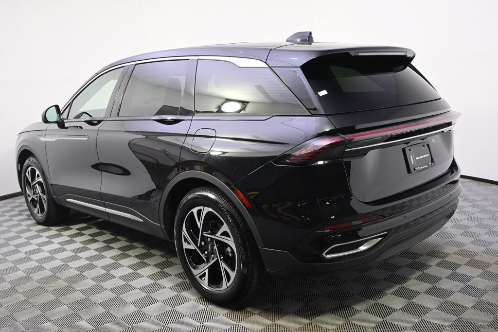 New 2026 Lincoln Nautilus Premier w/ Equipment Group 102A AWD/4WD image 3