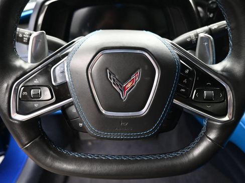 Used 2022 Chevrolet Corvette Stingray Premium Conv w/ Z51 Performance Package RWD image 5