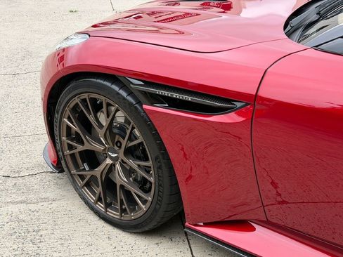 Used 2025 Aston Martin DB12 Coupe RWD image 10